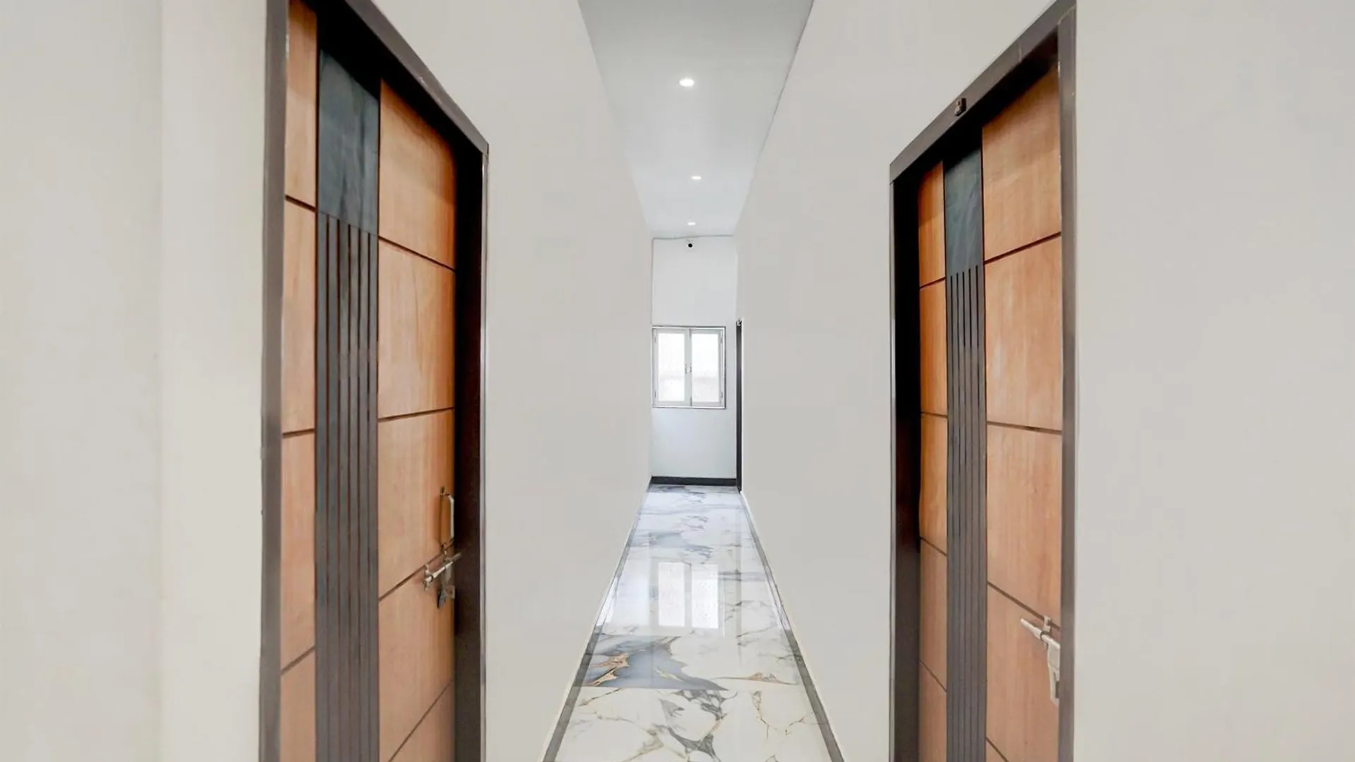 Hotel O People Pg Guest House Benares